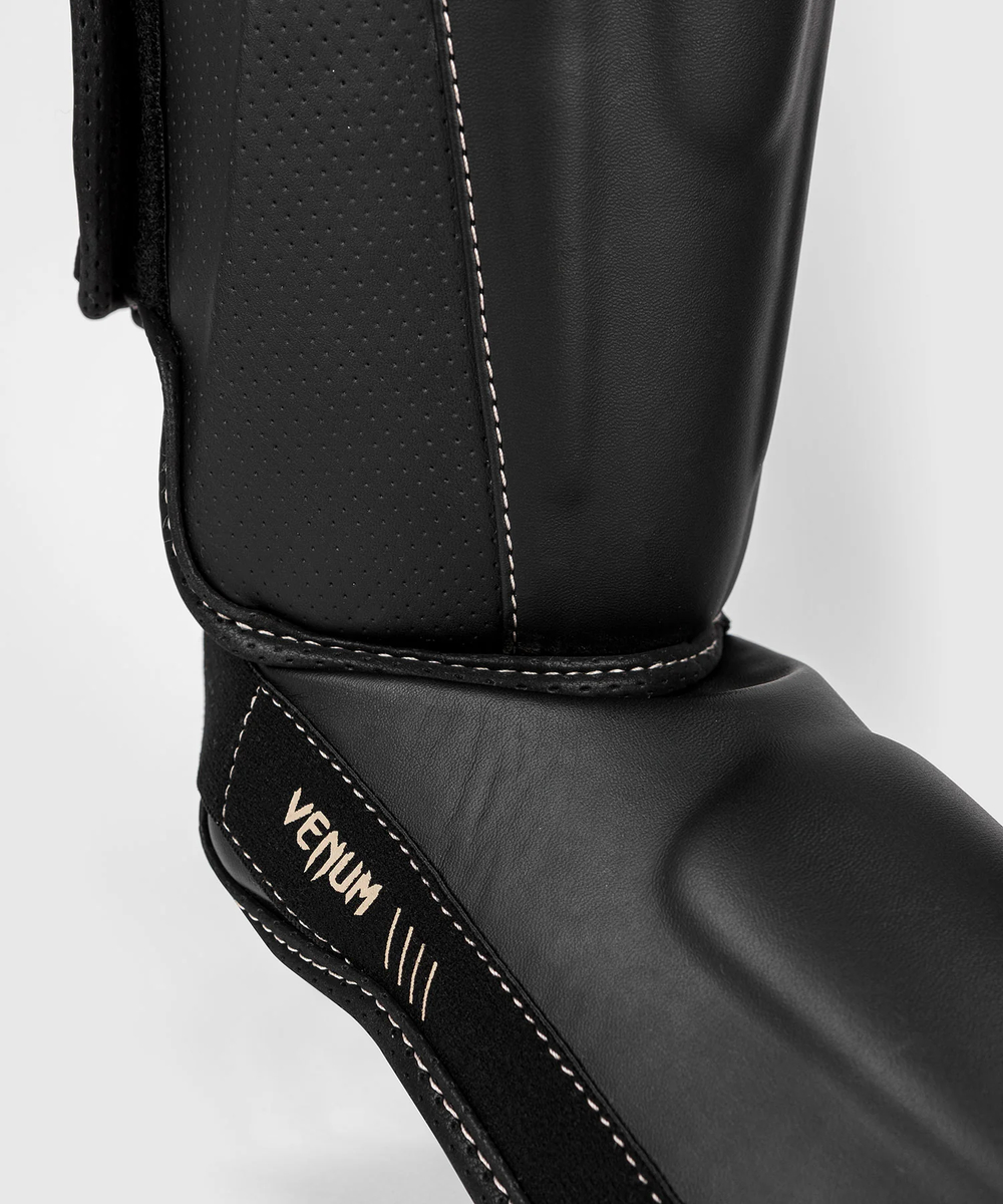 Щитки Venum Impact Evo Black/Beige