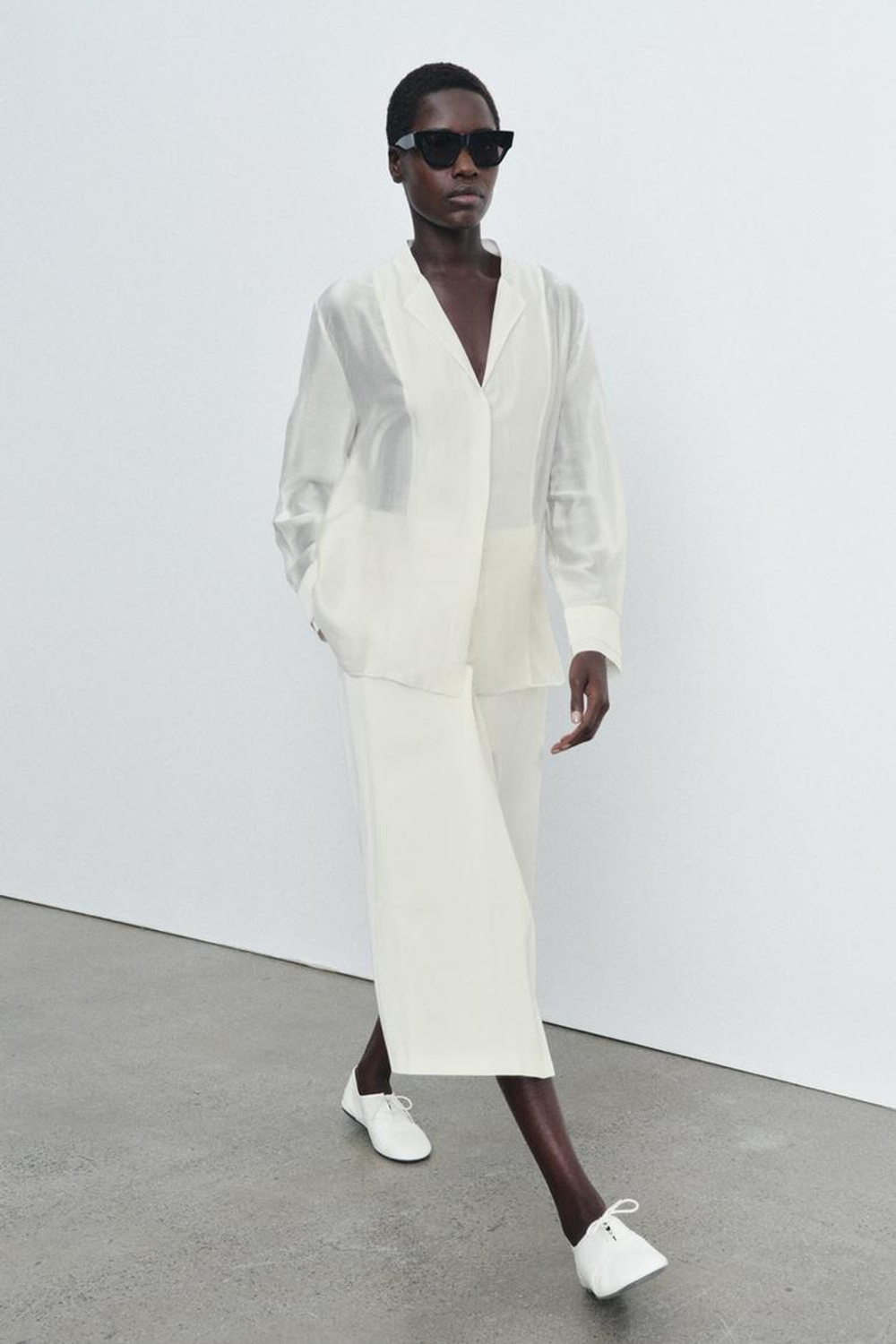 ZARA СТРУЯЩАЯСЯ РУБАШКА ZW COLLECTION, ЖЕЛТОВАТО-БЕЛЫЙ