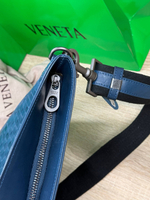 Сумка-мессенджер Bottega Veneta