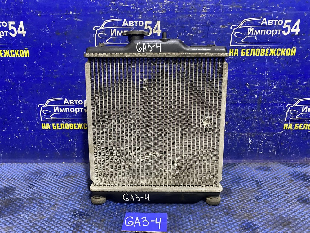 Радиатор двигателя Honda LOGO 1997