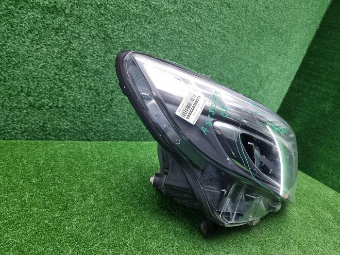 Фара правая Mercedes V W447 (2014-н.в.) LED