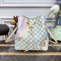 Louis Vuitton NeoNoe MM
