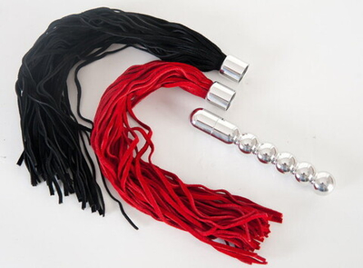 Анальный стимулятор Toyfa с двумя сменными плетками (Цвет: серебряный с черным и красным)