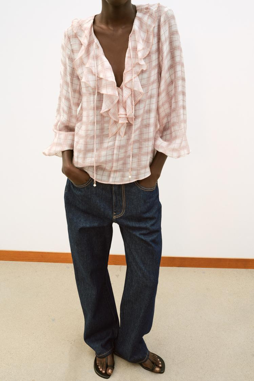 ZARA БЛУЗА В КЛЕТКУ С ВОЛАНАМИ, ОТТЕНКИ РОЗОВОГО