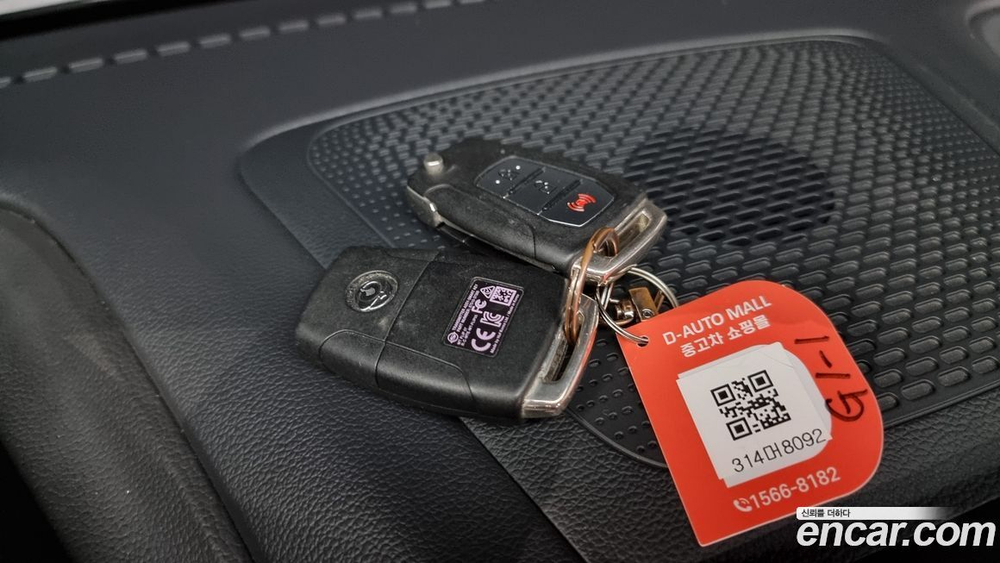 KG Mobility (Ssangyong) Very New Tivoli Бензин 1.5 2WD (12.2019)