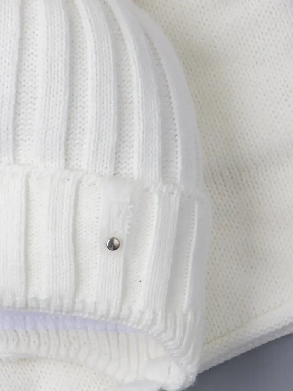 Шапка осенняя вязаная и снуд для мальчика