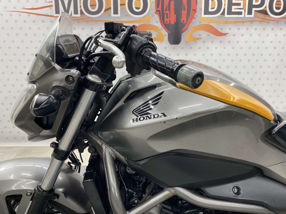Honda NC700S , 2012