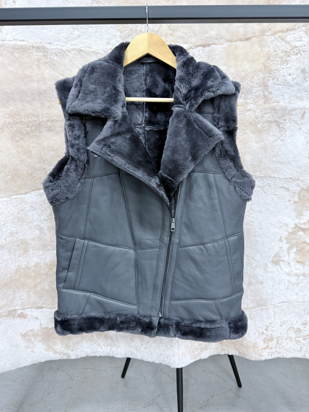 Жилет из натуральной овчины. Косуха, 52 Размер