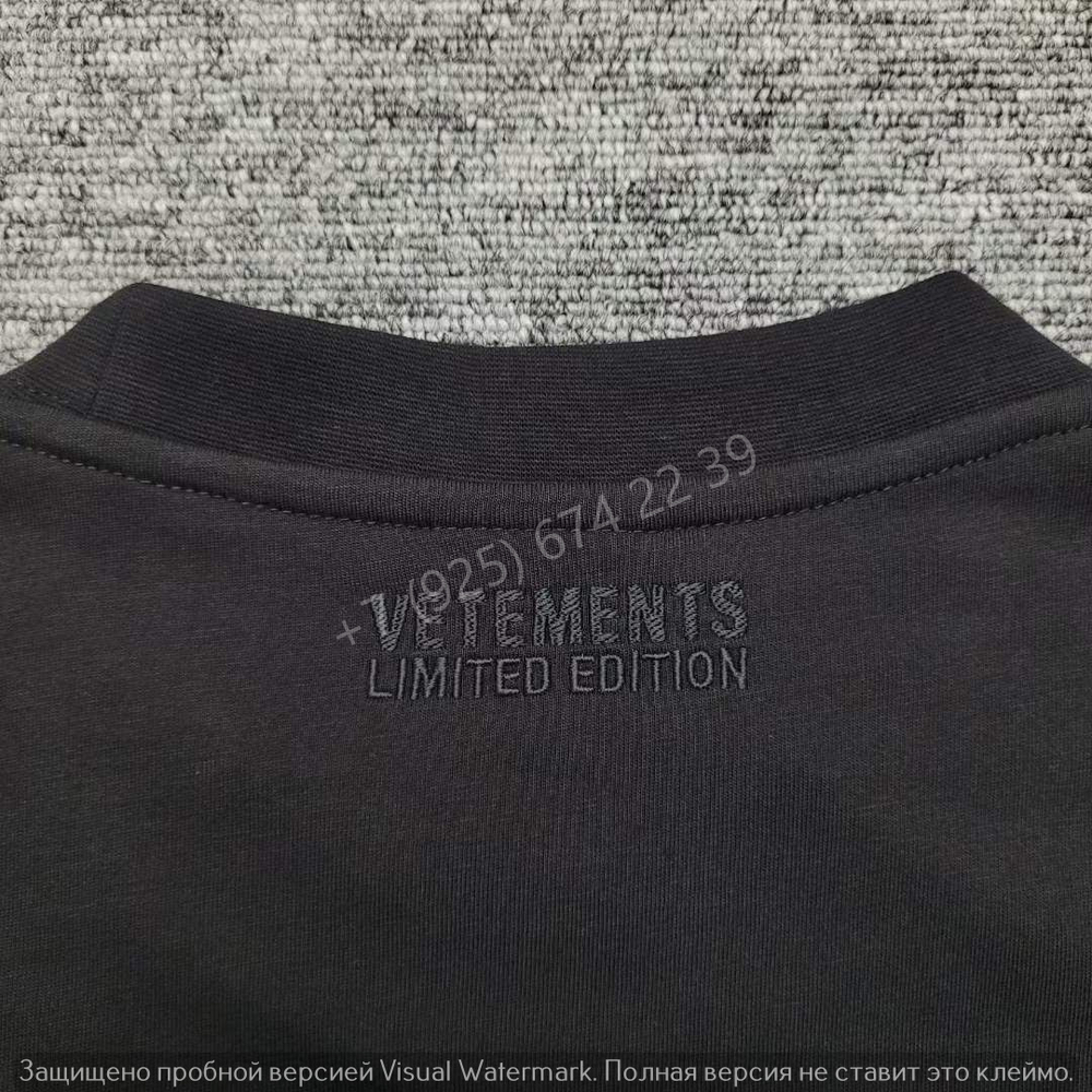 Футболка Vetements