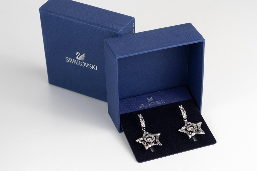 Серьги Swarovski с подвесами в виде звезд