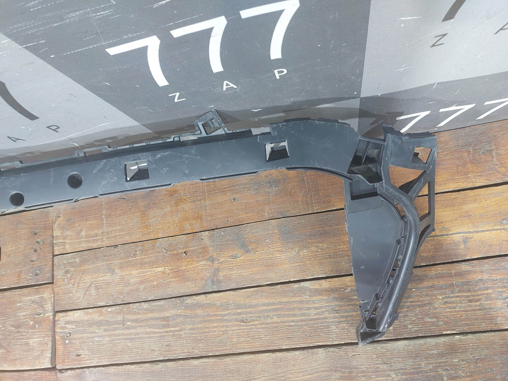 Кронштейн переднего бампера Mercedes GLE (V167) 18-нв Б/У Оригинал A1678856303