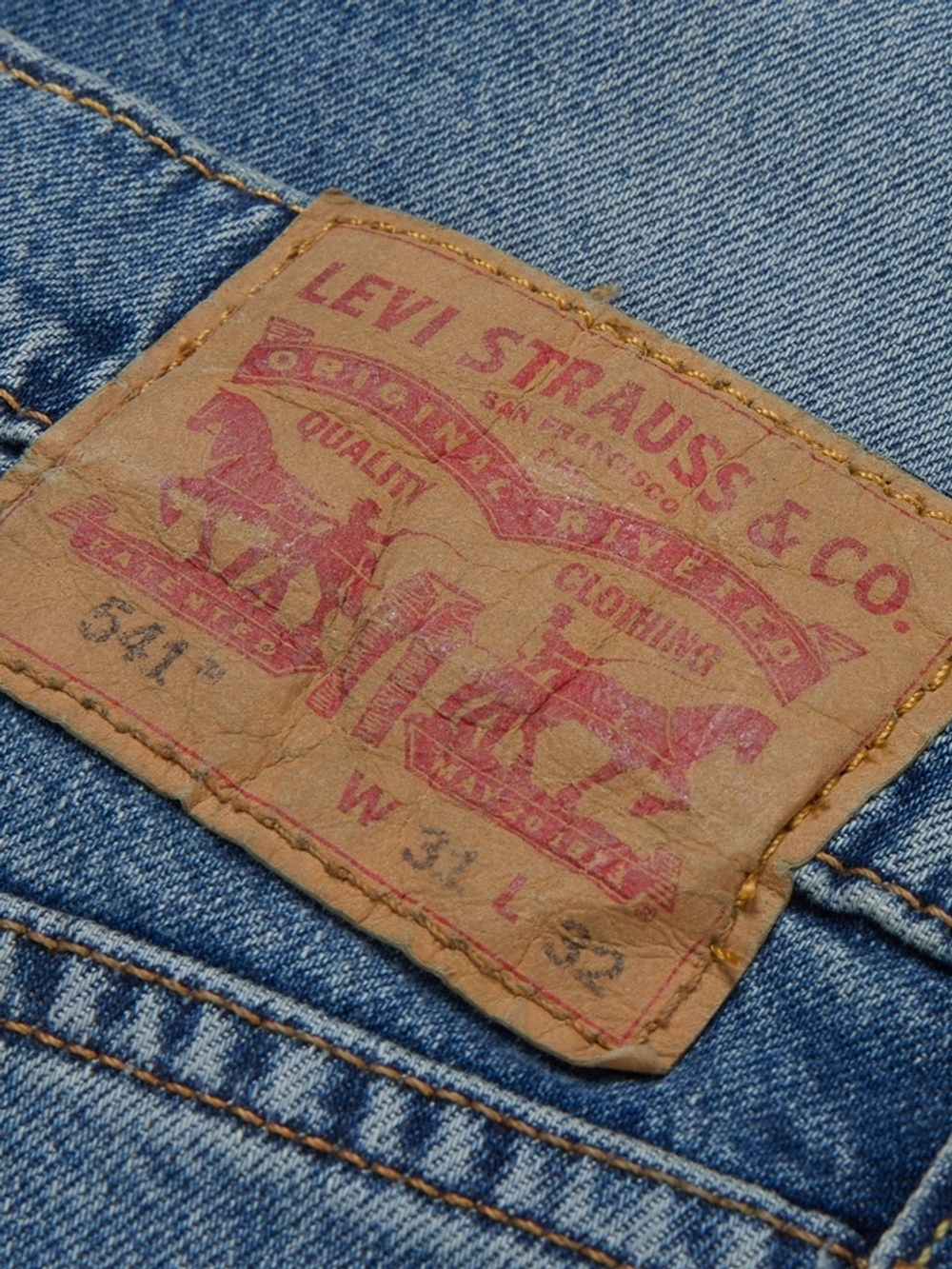 Мужские свободные джинсы Levi's 541 Athletic Taper 18181-0550