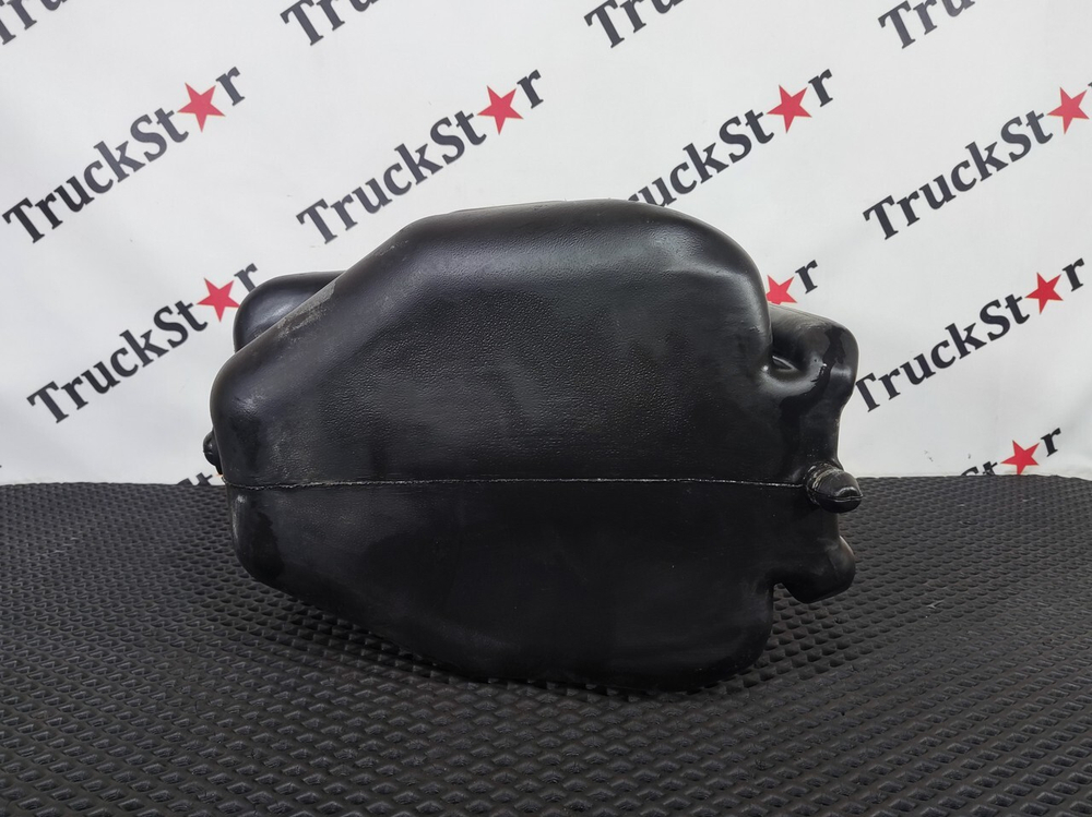 Бачок омывателя лобового стекла