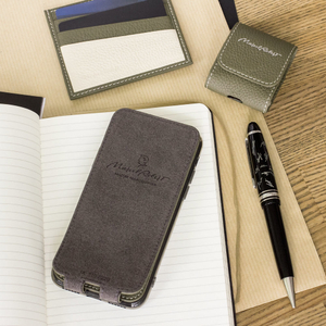 Чехол для iPhone X/XS из натуральной кожи теленка, зеленого цвета