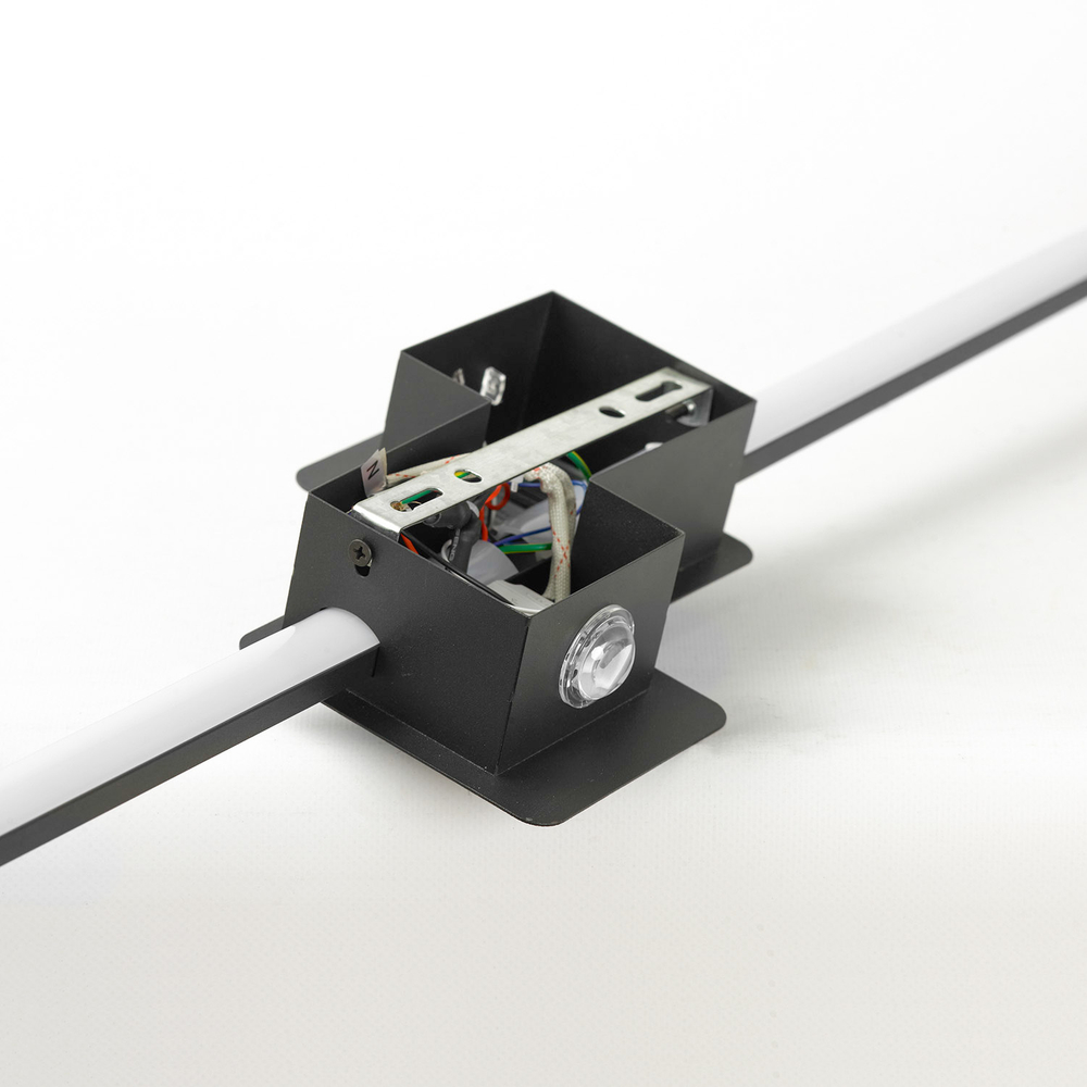 Настенный светодиодный светильник Lussole HARDEMAN LSP-7391