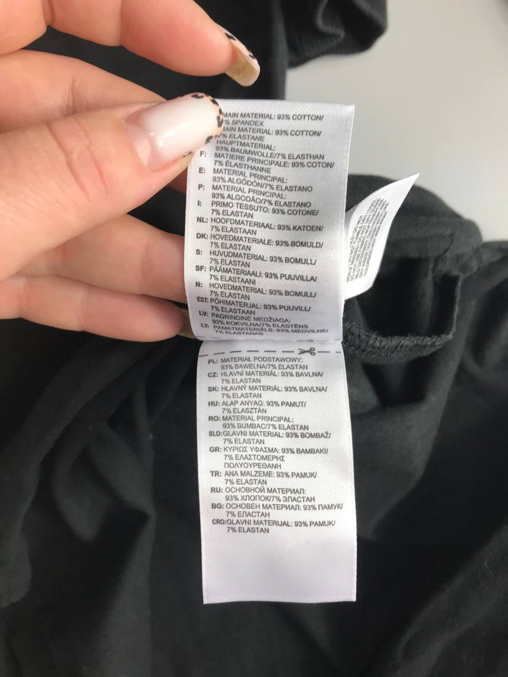 Платье Adidas для спортивного образа, маркировка 4, визуально на 40/42 размер