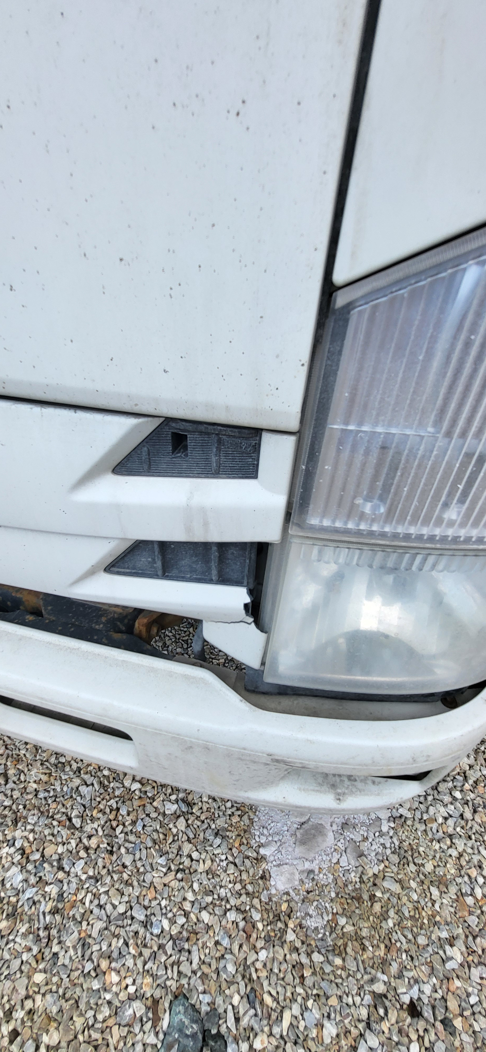 Isuzu ELF 7.5 (NPR) Промтоварный 470520 (Дизельный, 5,2 л, 155 л.с., МТ)