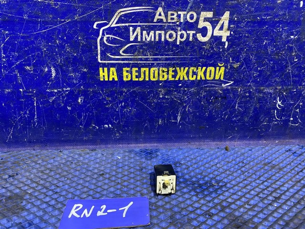 Реле поворотов Honda STREAM 2001