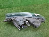 Битая Фара правая Renault Logan 2 Sandero 2 (2014-2018) галоген