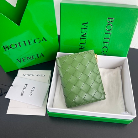 Bottega Veneta Small Intrecciato Bi-Fold Zip Wallet