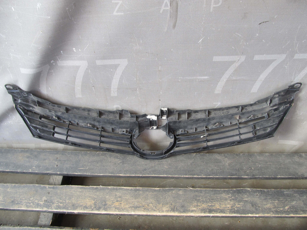 Решетка радиатора Toyota Camry (XV55) 14-17 Б/У Оригинал 5310133510