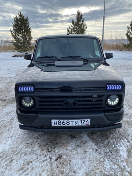 LADA NIVA BLACK 24 (1.7 83hp 5MT)