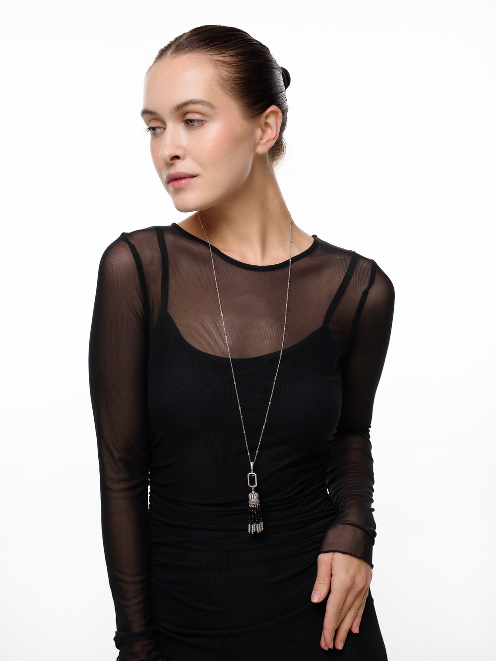 Сотуар "Queen" из черного агата и шпинели Silver