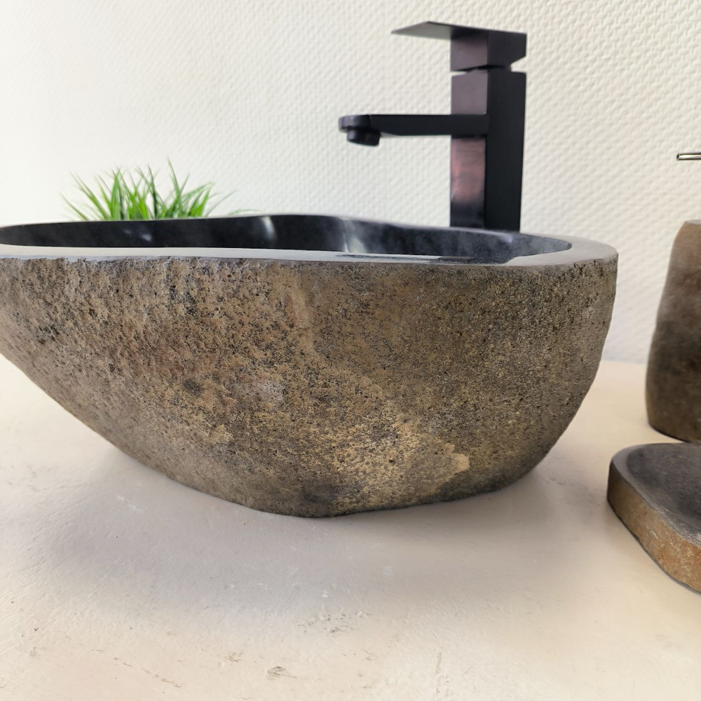 Раковина из речного камня RS-66025 43х37х15 из натурального камня