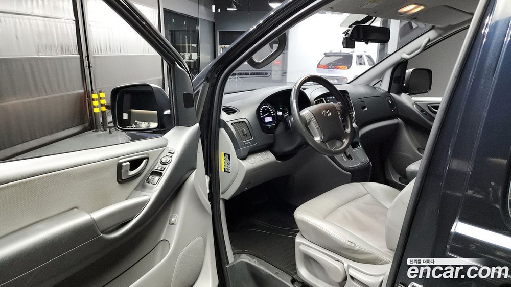 Hyundai The New Grand Starex Van 5인승 (04.2020)
