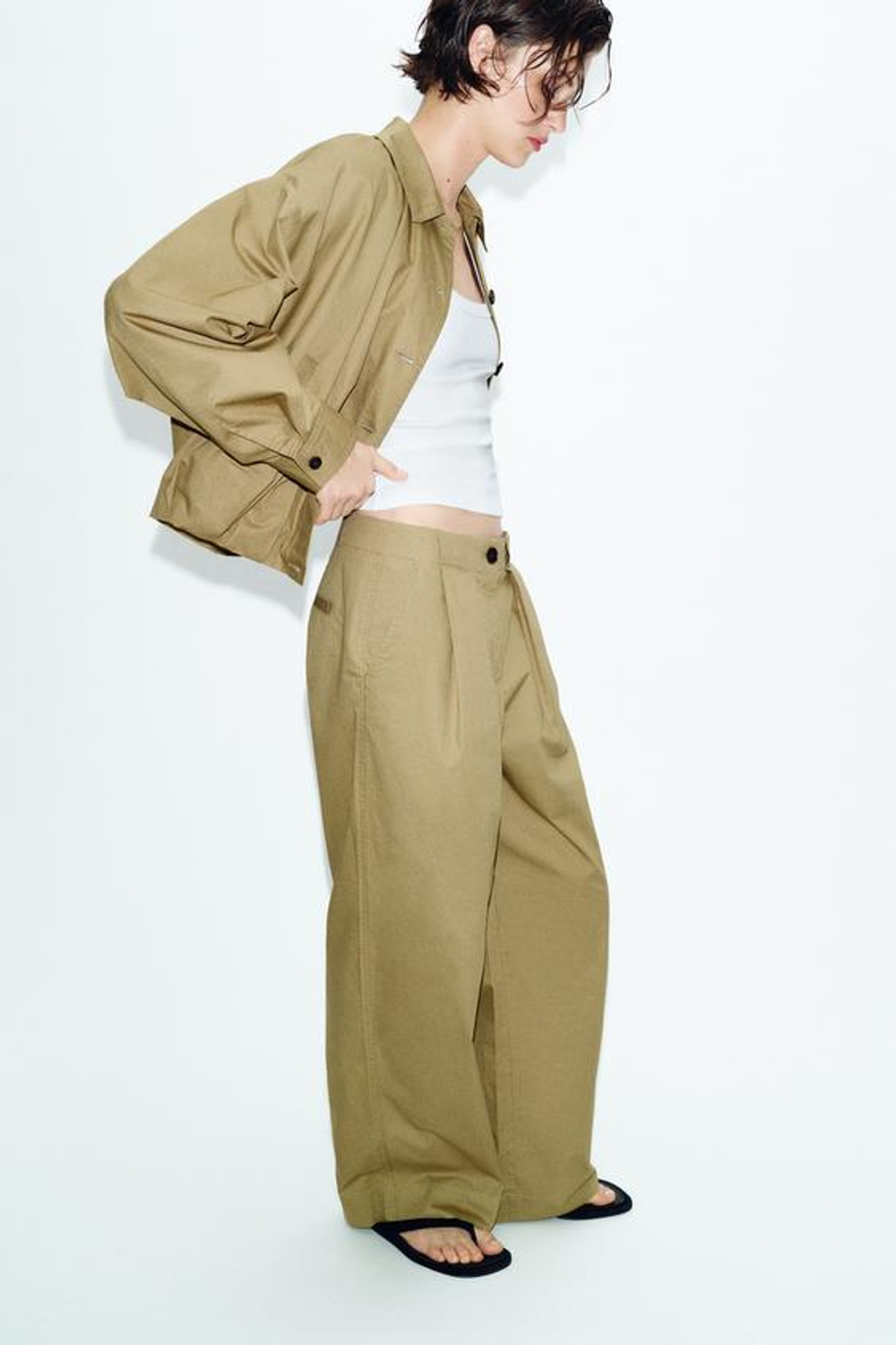 ZARA БРЮКИ BARREL С ЗАЩИПАМИ, ХАКИ