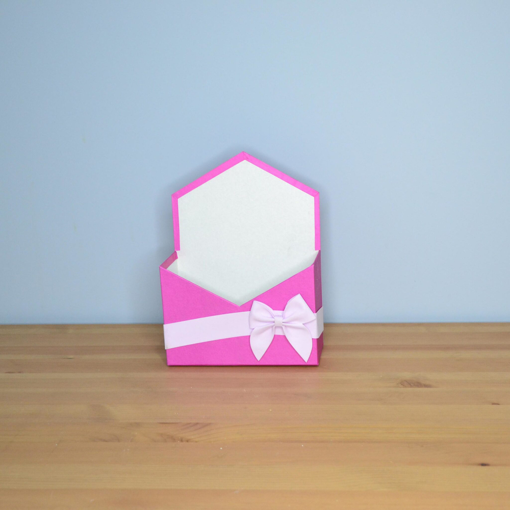 Конверт С БАНТОМ 180*240*70