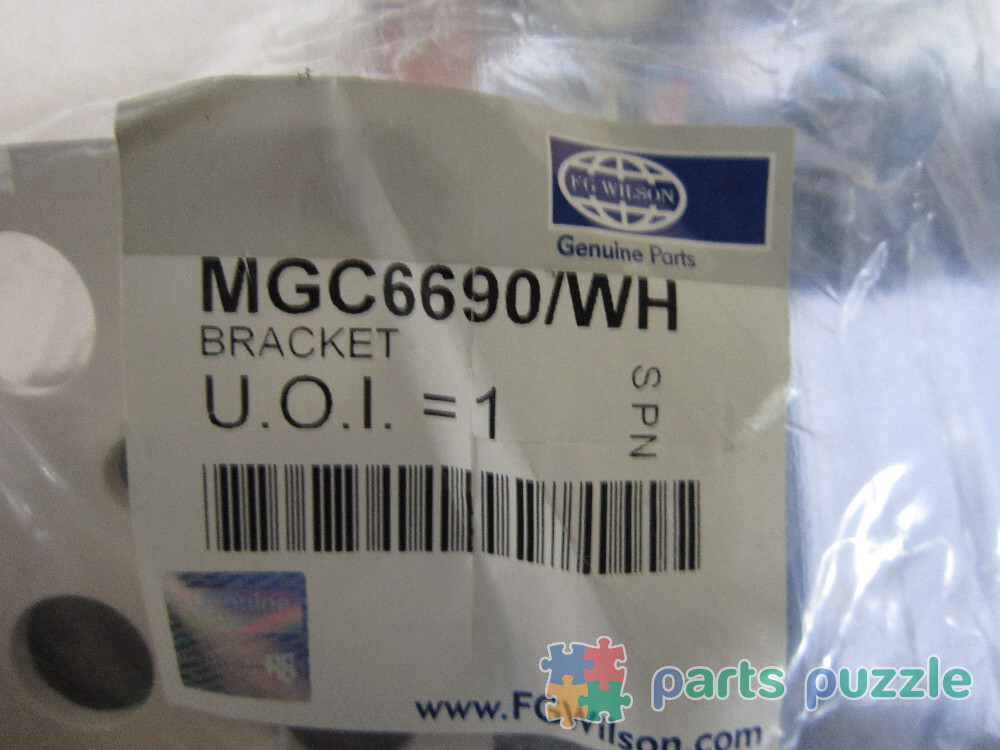 Кронштейн подогревателя охлаждающей жидкости / BRACKET MOUNTIN АРТ: MGC6690/WH