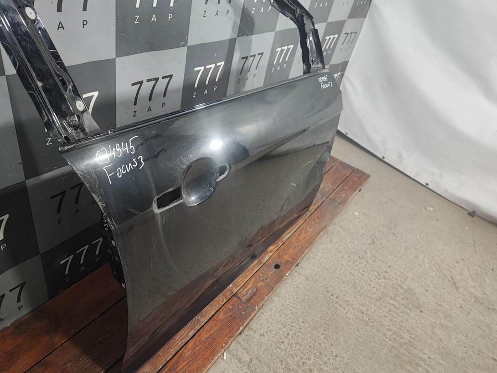 Дверь передняя правая Ford Focus 3 11-19 Б/У Оригинал 2147844