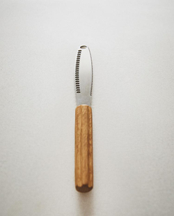 ZARA HOME НОЖ ДЛЯ МАСЛА С ДЕРЕВЯННОЙ РУЧКОЙ, КОРИЧНЕВЫЙ