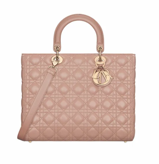 Сумка Dior Lady Dior, модель большого формата