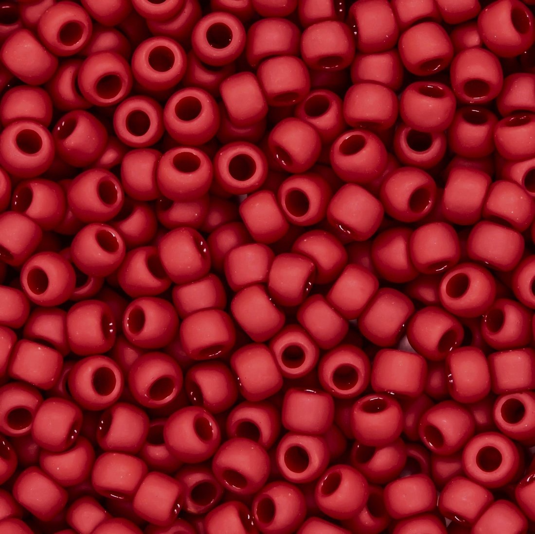 Японский бисер TOHO Round 8/0 (№45F), непрозрачный матовый