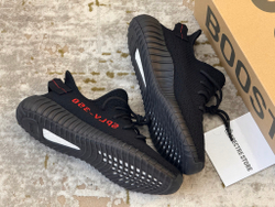 Yееzy Boost 350 v2 Black Red