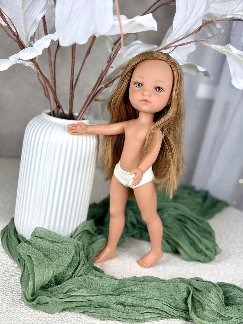 Кукла для девочки виниловая 35см Модная девушка без одежды (2849)