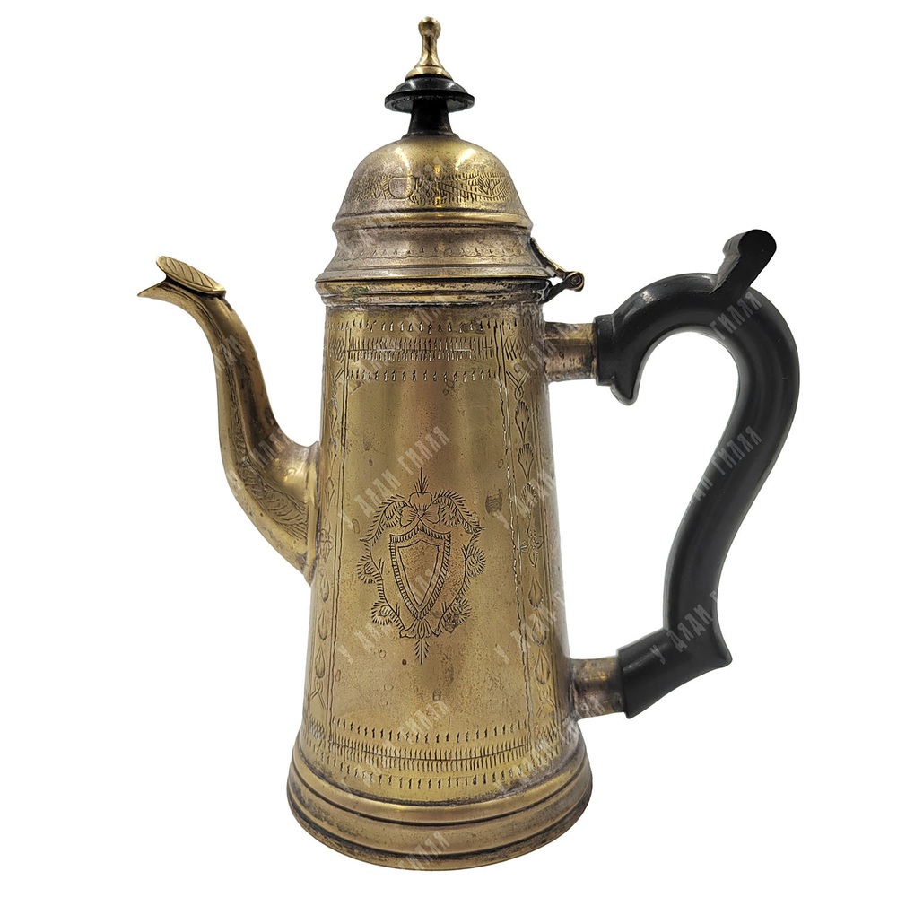 Кофейный набор из 3 предметов: кофейник, сахарница и сливочник. Индия. Латунь. 1950–1960-е гг.