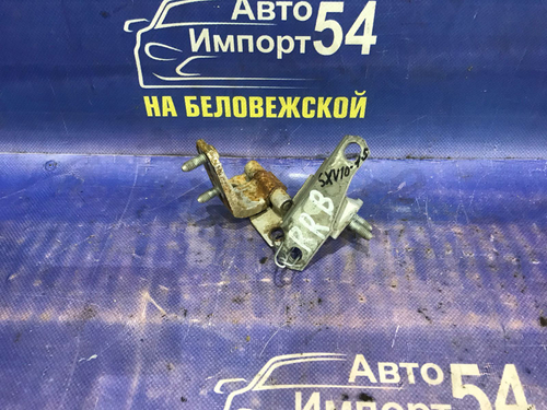 Петля двери задней правой TOYOTA CAMRY 1995