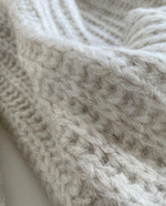 Свитер (кремово-белый)