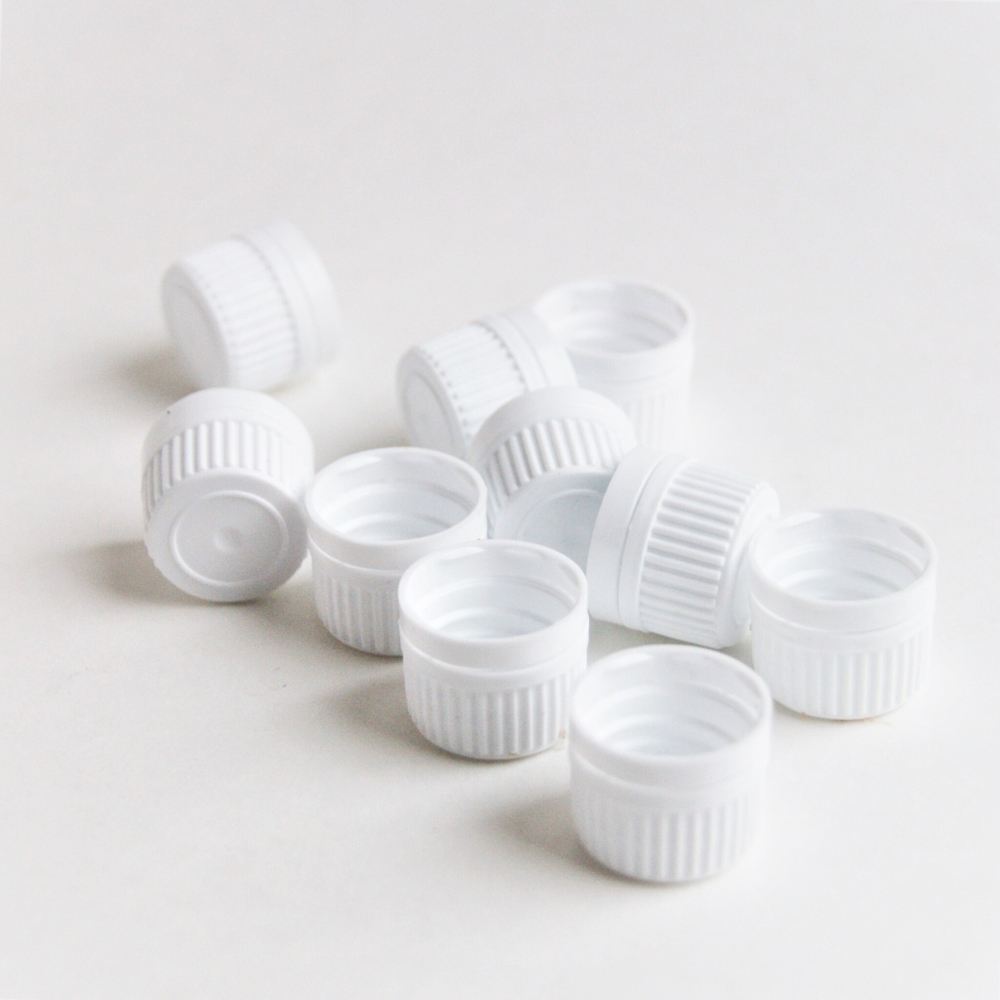 Крышка винтовая белая с КПВ 18мм