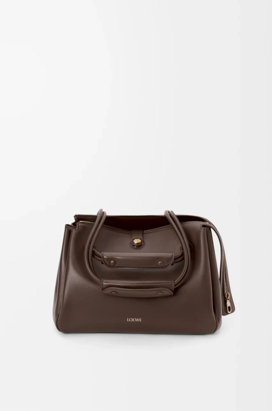 Loewe Сумка Madrid среднего размера из мягкой телячьей кожи, темно-каштановый