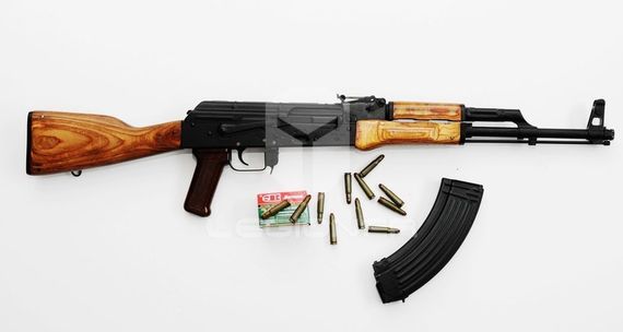 АКМ Автоогонь под холостой патрон