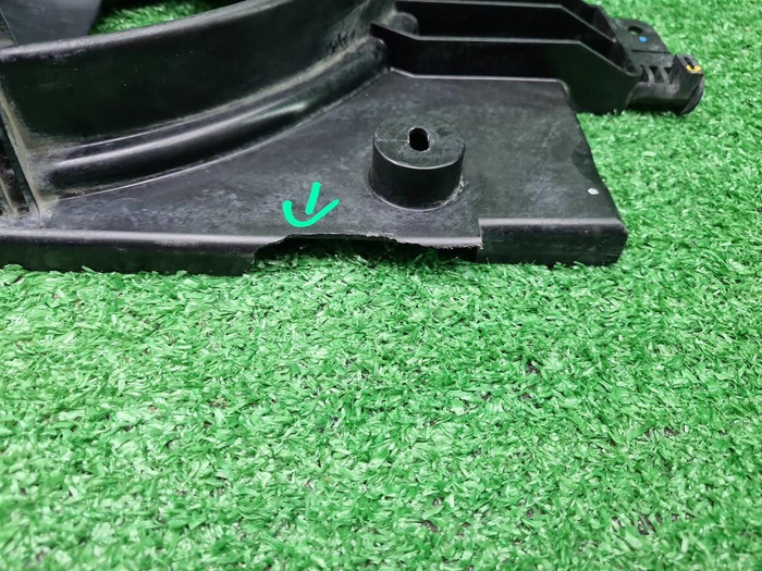 Диффузор с вентилятором Renault Logan 2 (14-22)