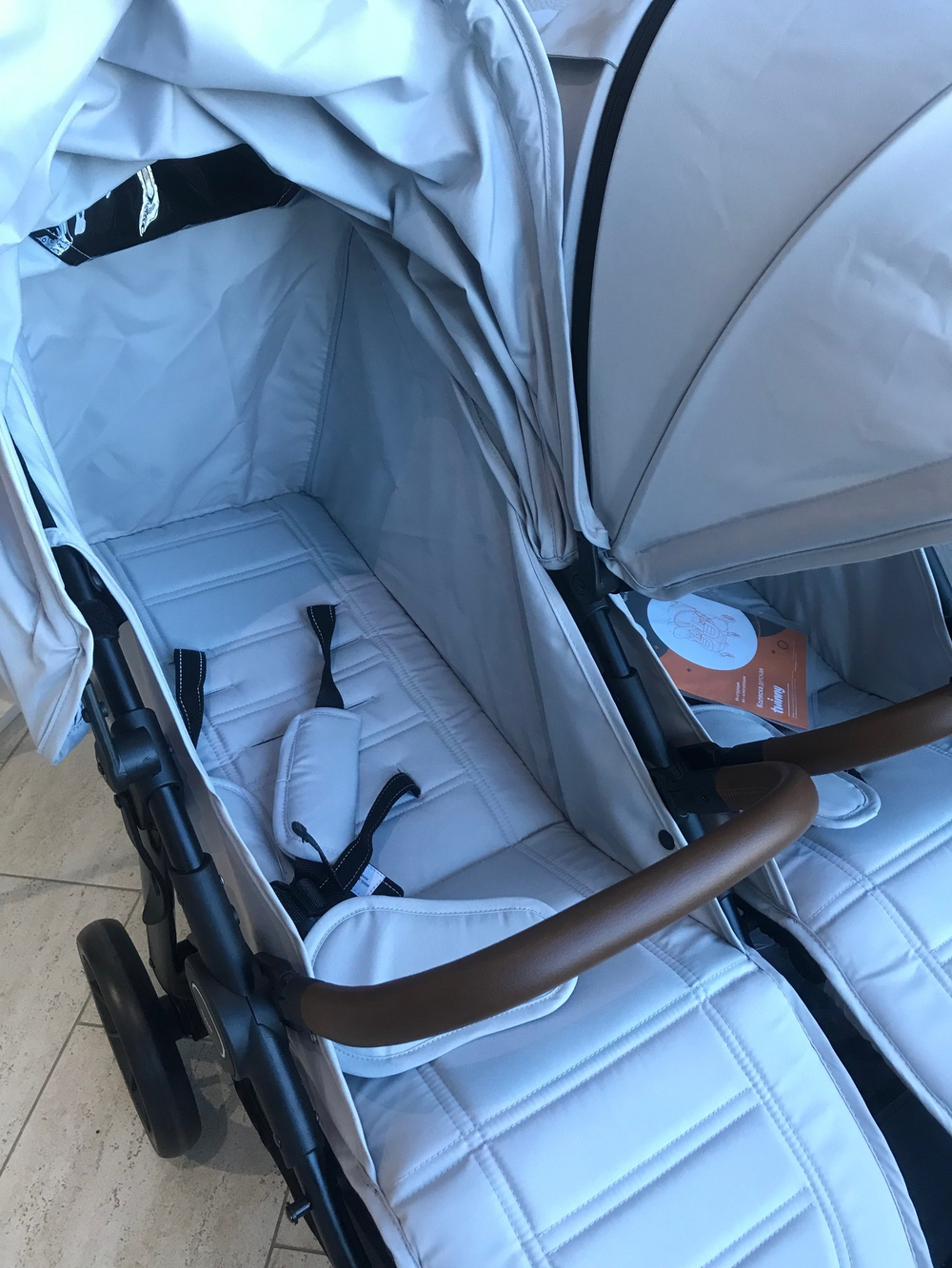 Коляска детская для близнецов RANT "Twinny" RA151 Luna