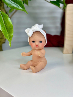 Кукла Nines 40см Alika мягконабивная в пакете (4800K)