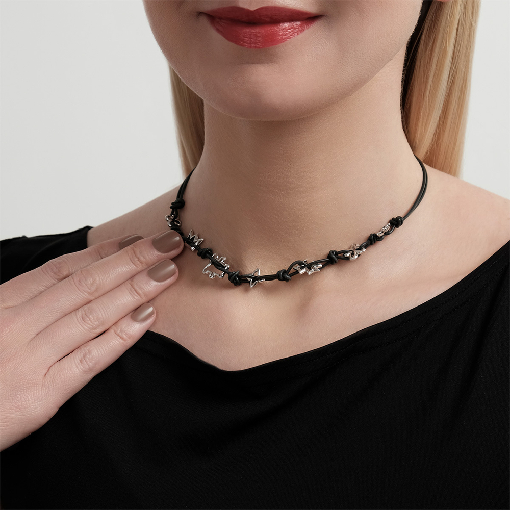 Чокер "Кларкия" в родиевом покрытии из коллекции "Gammi" от Jenavi с замком карабин