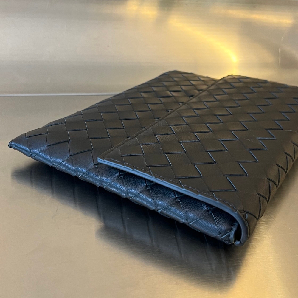 Bottega Veneta Flap Pouch 26 cm