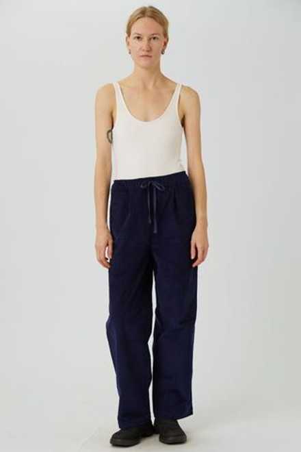 Брюки мужские из синего вельвета в рубчик